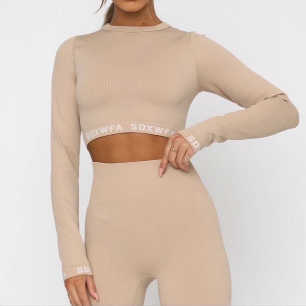 Coffe date Sarah’s day top